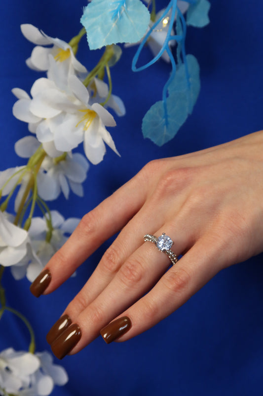 Anello con Pietra