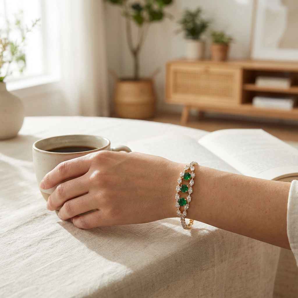 Emerald Glow – Bracciale con Diamanti e Smeraldi