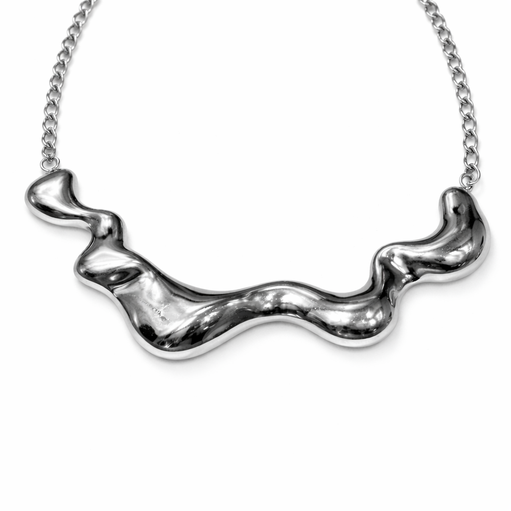 Silver Wave – Collana a Forma di Onda in Finitura Argento